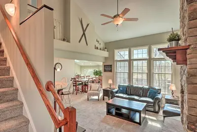 Image de Fresh Bright and Clean Mountainside Villa w free Beach&Pool Access