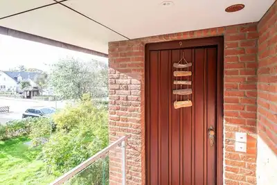 Image de Haus am Kirchenweg - Bright 2-room apartment with approx. 50 m² in a central location, for