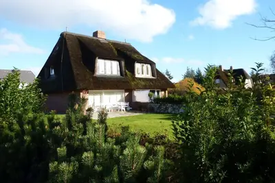Image de Lh Bremer Strasse, Hausteil 1 - Exklusives Ferienhaus mit ca. 110m² Wohnfläche und 5 Zimmern, für