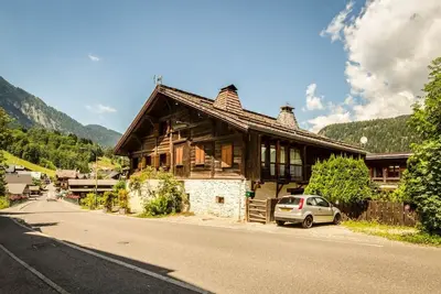 Image de Belle ferme de 5 chambres entièrement rénovée à proximité des pistes.