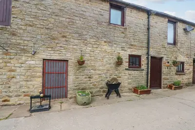 Image de Swallows Return, romantic in Sutton Near Macclesfield