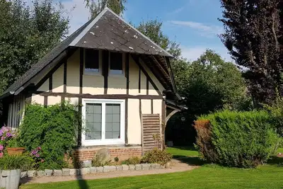 Image de La Petite Maison, un cocon niché dans la verdure