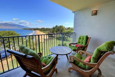Image de Breathtaking Ocean Views, Nestled Between Two Stunning Beaches! Royal Mauian 606