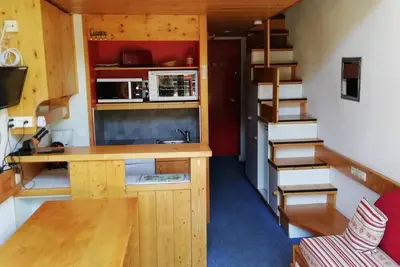Image de 200m du centre station, 2ème étage, vue station, balcon, télévision, casier à ski, 30m², Les Arcs