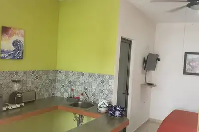 Image de Large newer property 4 fully equiped private studios pool, wifi, Tv, courtyard.