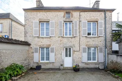 Image de New Liberty - Belle maison en pierre 3 chambres