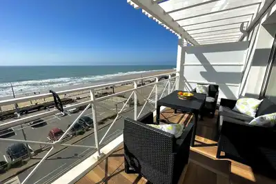 Image de Appartement duplex face océan avec terrasse et parking - 387829