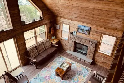 Image de Perfect Ski getaway \/ Lakefront in Poconos 6 bedroom +Loft, 6. 5 bath sleeps 14+