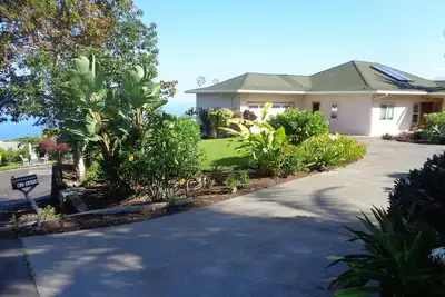 Image de Beautiful Kealakekua Home w\/ Spectacular Ocean View