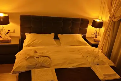 Image de Beautiful apartment, excellent location in a complex with 24/7 security