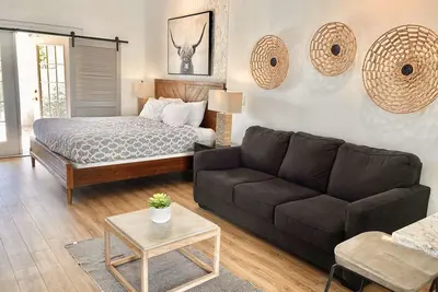 Image de 34- Amira Resort Condo, Heated Pool, Hot tub, Gym