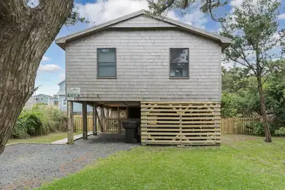 Image de Barefoot Beachcomber | Oceanside | Kinnakeet Shores | Avon | Sleeps 7