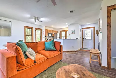 Image de Pocono Retreat, 1 Mi to State Park & Ski Access!