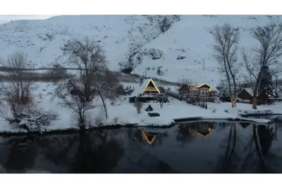 Image de 19 mi Leavenworth cozy lakefront, hot tub, paddle boards, boat ramp, putt course