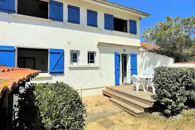 Image de Seignosse Les Bourdaines, à proximité immédiate de la plage, Villa patio classée 2. . .