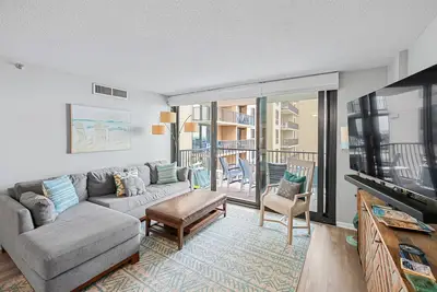 Image de Sea Colony Ocean condo with shared pools, hot tubs, beach access & balcony