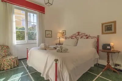Image de Sara House- Apartment a stone's throw from the Center