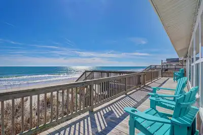 Image de Oceanfront Sanctuary with Unmatched Panoramic Views + Linens Included!