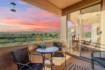 Image de Luxury 3bd/2ba Desert Oasis Near Tucson w Pool, Views, Low Summer Rates! 🌄