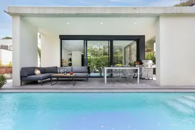 Image de Maison de vacances privée avec Wifi, climatisation, piscine privée, Tv, terrasse, vue panoramique