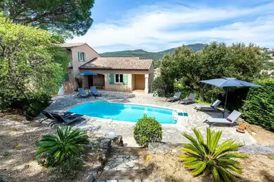 Image de Maison de vacances privée avec piscine privée, climatisation, Wifi, Tv, terrasse, vue panoramique