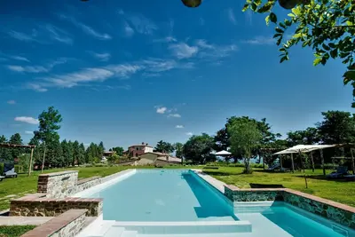 Image de Agréable appartement avec Wifi, piscine, climatisation, Tv, patio, animaux admis et vue panoramique