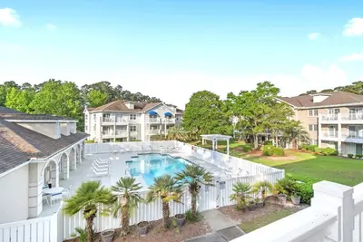 Image de 805 - 3 Bedroom Villa adjacent to Oyster Bay Golf Links in Sunset Beach