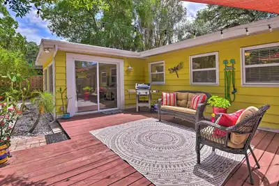 Image de Sunny Sarasota Home w/ Yard < 2 Mi to Downtown!