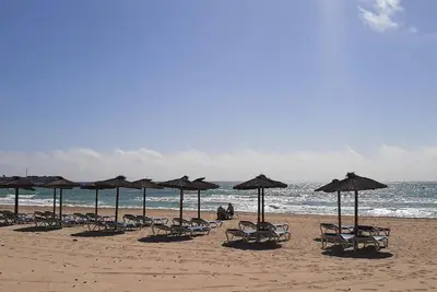 Image de Appartement '2 Bed South Seafront' avec vue sur mer, Wi-Fi et climatisation
