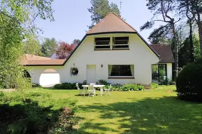 Image de Jolie villa au coeur d'un grand jardin à Hardelot-Plage.