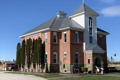 Image de One-of-a-kind! Former Schoolhouse turned mansion for rent! The entire place! !