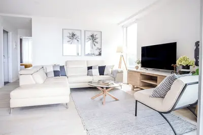 Image de Modern Seaside Oasis in Kings Beach