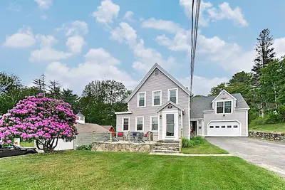 Image de Fantastic cottage and apartment with fast WiFi, firepit, & furnished deck