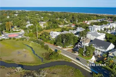Image de East Beach Cottage 3 Minute Walk to Best Beach on Ssi