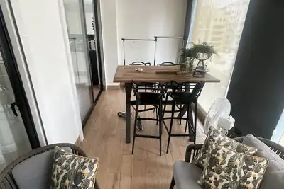 Image de Beautiful Apt In The Middle Of The City