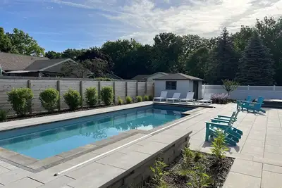 Image de Private Pool and Hot Tub. Minutes From Downtown and South Beach.