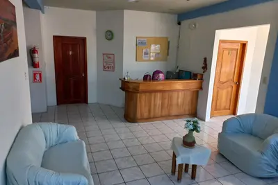 Image de Rest Island Hotel