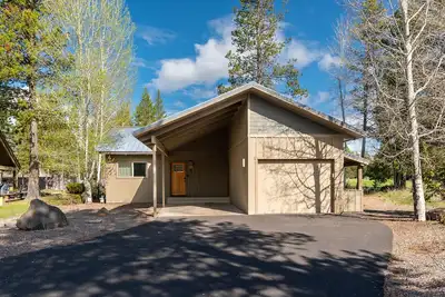 Image de Modern Cabin close to Village 8 Sharc passes, 5 bikes, family friendly