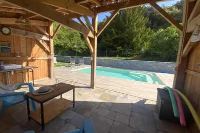 Image de Séjour au cœur de la Dordogne avec piscine et terrasse