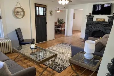 Image de Serene Home at Harveys Lake