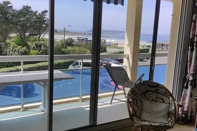 Image de Entre Perros Guirec et Paimpol, Appart T2, 100 m de la plage, parking privé