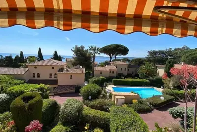 Image de Maison de vacances Sainte-Maxime pour 3 personnes avec 1 chambre à coucher - Maison mitoyenne
