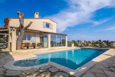 Image de Jolie maison à Saint-Laurent-du-Var