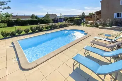 Image de Magnifique maison de 3 chambres Ă .
