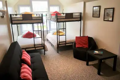 Image de Kids' domain, 3 pools, beach shuttle, bikes & gameroom. Linens included!
