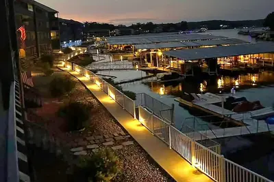 Image de Un-Salted Shark Free, 10x24 boat slip w/incredible lake views. 13x35 available.
