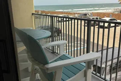 Image de Sea Esta Cozy 1 Br Beach Retreat Ocean View - New Pool Sunglow 205
