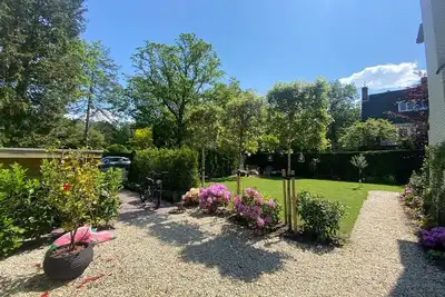 Charming semidetached villa close to Wassenaarse Slag, Meijendel and Duinrell. -