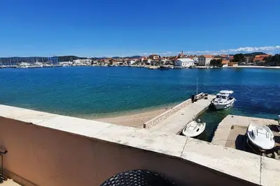 Image de One-bedroom apartment with stunning views of the sea and Betina