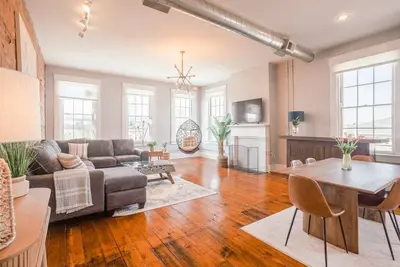 Image de Relaxing, Boho Chic 2b 2Bath Downtown City View Condo